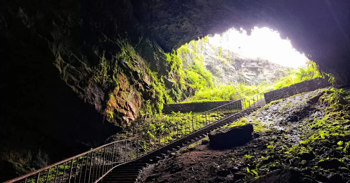 Dunmore Cave , a fascinating natural wonder with rich history