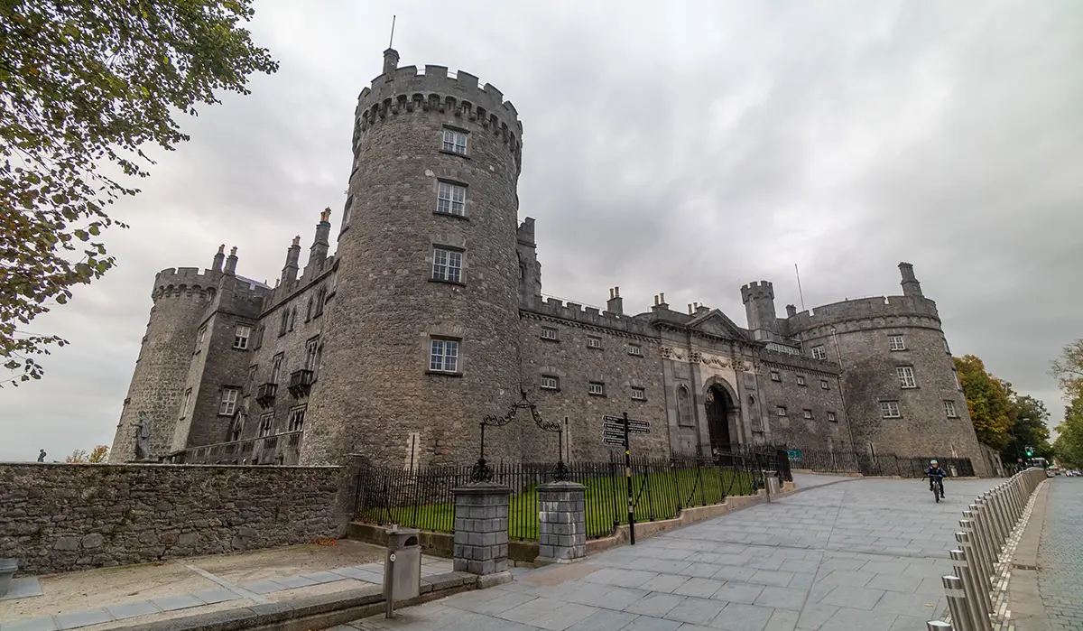 View of Kilkenny Castle in Kilkenny, Ireland, showcasing its historic architecture.